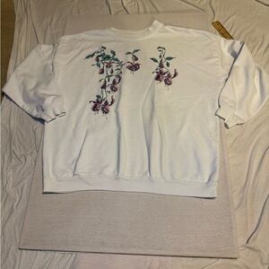 Floral Embroidered Sweatshirt